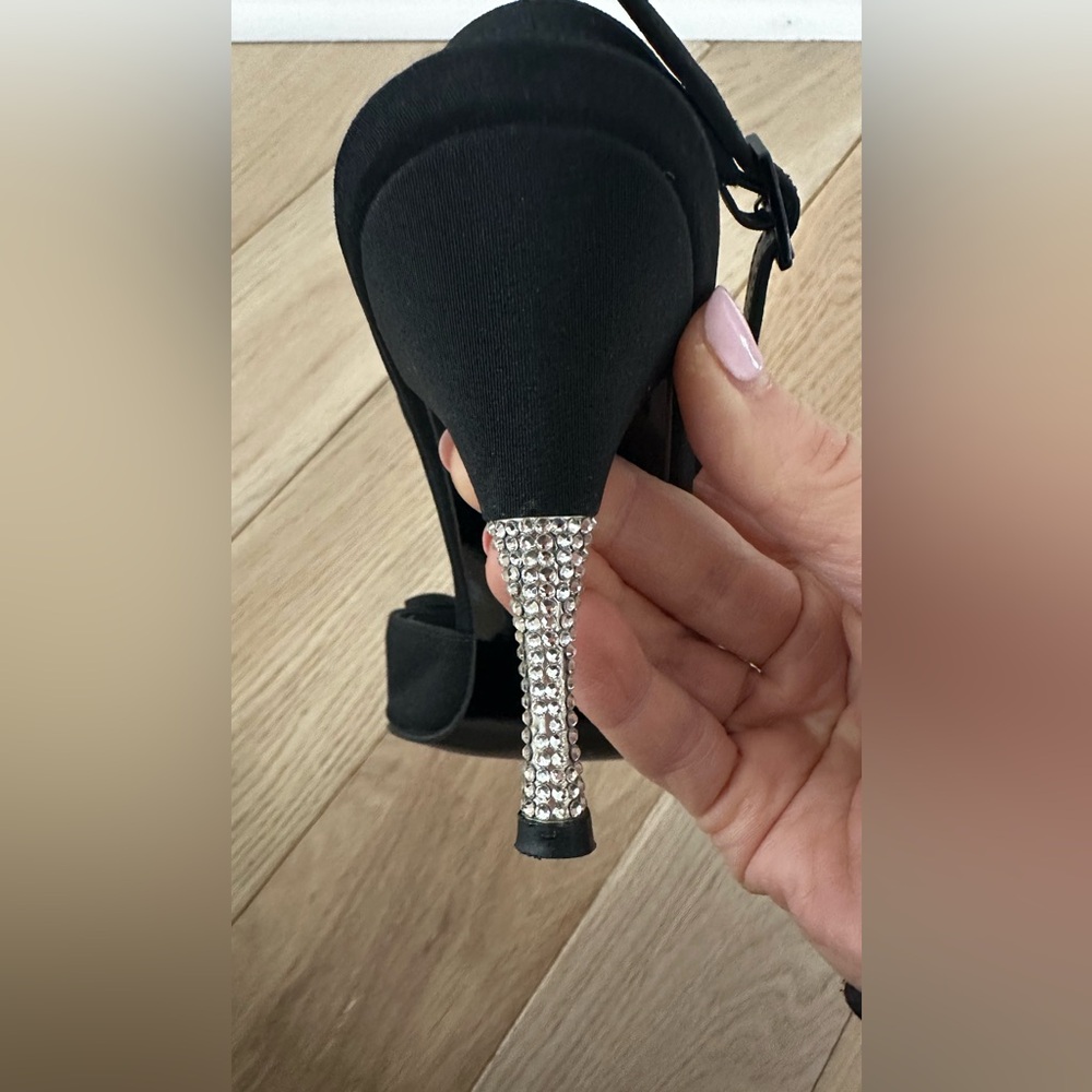 Stuart Weitzman fabric fancy sling back heels 5.5 - Picture 10 of 16